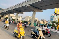 Miền Bắc đón 'mưa vàng' giải nhiệt, nhiệt độ Hà Nội có giảm trong đợt nắng nóng như thiêu đốt