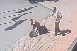 H&agrave; Nội: C&ocirc;ng an v&agrave;o cuộc vụ c&ocirc; g&aacute;i bị shipper h&agrave;nh hung d&atilde; man v&igrave; m&acirc;u thuẫn khi giao đồ ăn
