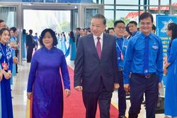Tổng B&iacute; thư, Chủ tịch nước T&ocirc; L&acirc;m dự Đại hội Đo&agrave;n to&agrave;n quốc lần thứ XIII