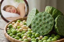 Mất ngủ nên ăn hạt sen tươi hay hạt sen khô để dễ vào giấc?