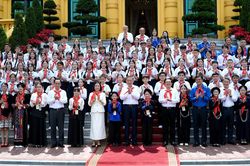 Tổng Bí thư, Chủ tịch nước: Sớm xếp lương nhà giáo ở mức cao nhất trong thang bậc lương sự nghiệp
