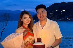 MC M&ugrave; Tạt sau khi kết h&ocirc;n