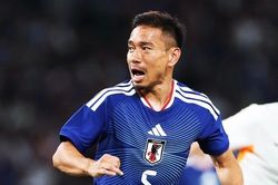 Cầu thủ châu Á duy nhất nhận vinh dự như Ronaldo, Messi