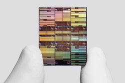 IBM làm nên kỳ tích cho ngành chip