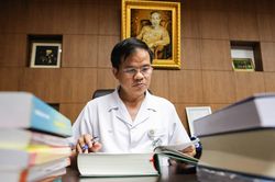 Bức thư gây xúc động của Giám đốc Bệnh viện Bạch Mai