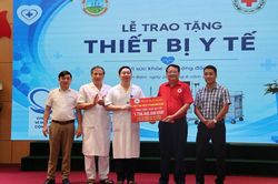 Điện Biên tiếp nhận thiết bị y tế hiện đại trị giá hơn 2,8 tỉ đồng