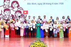 25 năm vun đắp những giá trị bền vững cho gia đình Việt