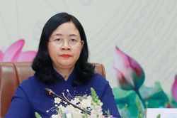 Đồng chí Bùi Thị Minh Hoài gửi thư chúc mừng nhân dịp Đại lễ Khai đạo Phật giáo Hòa Hảo năm 2026