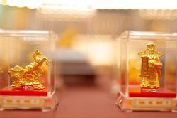 Giá vàng ngày 26/6: Giá vàng trong nước tăng giá hoặc đi ngang trong khi thế giới giảm