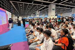 Học sinh Việt Nam ghi dấu ấn tại sân chơi Robotics khu vực