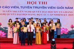 Trao giải cho các báo cáo viên, tuyên truyền viên giỏi Đảng bộ Chính phủ năm 2026