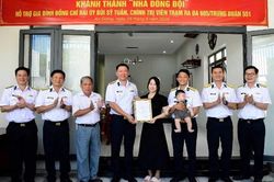 Hỗ trợ xây dựng nhà cho quân nhân có hoàn cảnh khó khăn ở Vùng 5 Hải quân