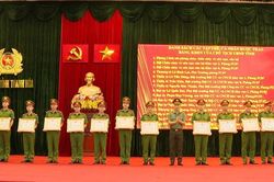 Thanh Hóa: Khen thưởng các tập thể, cá nhân có thành tích xuất sắc trong chữa cháy rừng