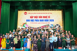 Đại tướng Nguyễn Trọng Nghĩa chủ trì gặp mặt đại biểu văn nghệ sĩ khu vực phía Nam