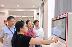 Hải Châu đưa vào sử dụng Kiosk thông minh phục vụ người dân