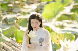 'Sao Mai' Huyền Trang ra mắt MV mới, tôn vinh vẻ đẹp phụ nữ Việt