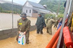 Cao Bằng: Lũ trên sông Bằng Giang lên nhanh, nhiều khu vực ngập sâu