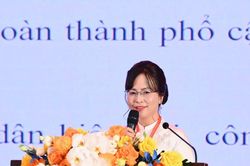 Truyền thụ kiến thức sang phát triển phẩm chất và năng lực người học