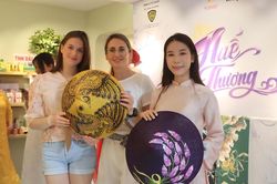 Đặc sản Huế chính thức hiện diện ở 'phố hàng hiệu' thủ đô