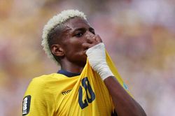 Trực tiếp Ecuador vs Đức 1-1 (H1): Angulo đưa trận đấu về vạch xuất ph&aacute;t