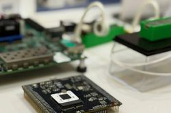 Việt Nam có trung tâm hỗ trợ sản xuất thử chip bán dẫn đầu tiên