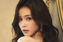 Bạch Lộc lao đao