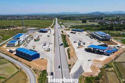 Cận cảnh trạm dừng nghỉ đầu ti&ecirc;n tr&ecirc;n cao tốc qua Thanh H&oacute;a