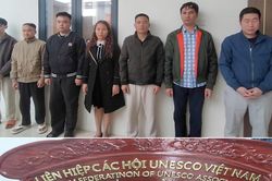 C&uacute; lừa trăm tỷ ph&iacute;a sau m&aacute;c thuốc đ&ocirc;ng y băm chặt từ r&aacute;c dược liệu