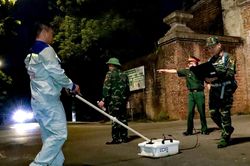Dùng radar xuyên đất tìm kiếm các mộ tập thể liệt sĩ tại Kinh thành Huế