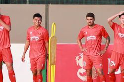 Duy Mạnh, Đăng Khoa vắng mặt ở tuyển Việt Nam