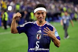 Sao Nhật Bản trở thành cầu thủ châu Á đầu tiên dự 5 kỳ World Cup