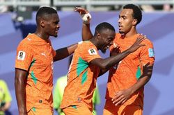Cuộc hồi sinh ngoạn mục của Nicolas Pepe