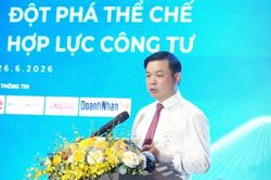 Đối thoại doanh nghiệp tư nh&acirc;n theo m&ocirc; h&igrave;nh 'đồng kiến tạo ch&iacute;nh s&aacute;ch'