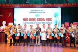 Hơn 150 bác sĩ tham dự hội nghị khoa học ngoại thần kinh - cột sống
