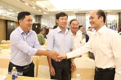 Lắng nghe n&ocirc;ng d&acirc;n để ph&aacute;t triển n&ocirc;ng nghiệp bền vững