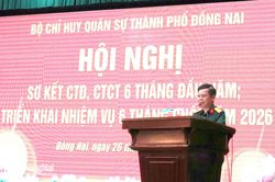 Tập trung thực hiện tốt công tác Đảng, công tác chính trị