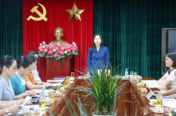 Thẩm tra một số nội dung trên lĩnh vực văn hóa - xã hội trình kỳ họp thường lệ giữa năm HĐND thành phố