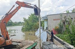 UBND tỉnh Đồng Th&aacute;p chỉ đạo khắc phục t&igrave;nh h&igrave;nh sạt lở đường bờ T&acirc;y s&ocirc;ng Cổ C&ograve;