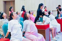 Làm mẹ không còn là hành trình đơn độc