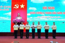 Vùng 4 Hải quân tổ chức hội nghị quân chính 6 tháng đầu năm