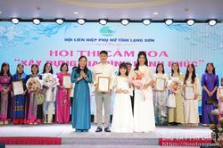 Đội thi phường Lương Văn Tri giành giải Nhất Hội thi cắm hoa 'Xây dựng gia đình hạnh phúc'