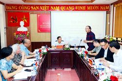 Hội thảo tư vấn, phản biện dự thảo Đề án 'Bảo tồn và phát triển làng nghề, làng nghề truyền thống gắn với phát triển du lịch tỉnh Ninh Bình giai đoạn 2026-2030, tầm nhìn đến năm 2045'