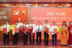 Ban Thường vụ Tỉnh ủy: Công bố các quyết định về công tác cán bộ