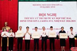 Tổ đại biểu HĐND tỉnh tiếp xúc cử tri trước Kỳ họp thứ hai tại xã Quỳnh Nhai