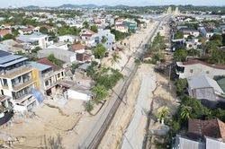 Huế: Đường trăm tỷ vướng mặt bằng, nhà thầu lo không kịp tiến độ