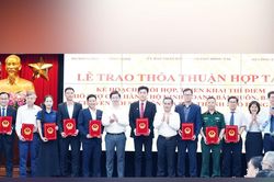 Kinh tế số- Động lực tăng trưởng mới của nền kinh tế: 'Đ&ograve;n bẩy số' cho khu vực kinh tế cơ sở ph&aacute;t triển