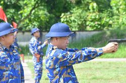 Vùng 2 Hải quân: Kiểm tra bắn đạn thật, nâng cao khả năng sẵn sàng chiến đấu
