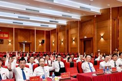Kỳ họp thứ Tư, HĐND tỉnh H&agrave; Tĩnh kh&oacute;a XIX: Tạo nền tảng ổn định sau sắp xếp th&ocirc;n, tổ d&acirc;n phố