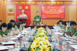 C&ocirc;ng an tỉnh tuy&ecirc;n truyền, phổ biến, qu&aacute;n triệt c&aacute;c luật mới được Quốc hội th&ocirc;ng qua