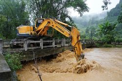 Các đơn vị, địa phương chủ động ứng phó, khắc phục hậu quả mưa lũ